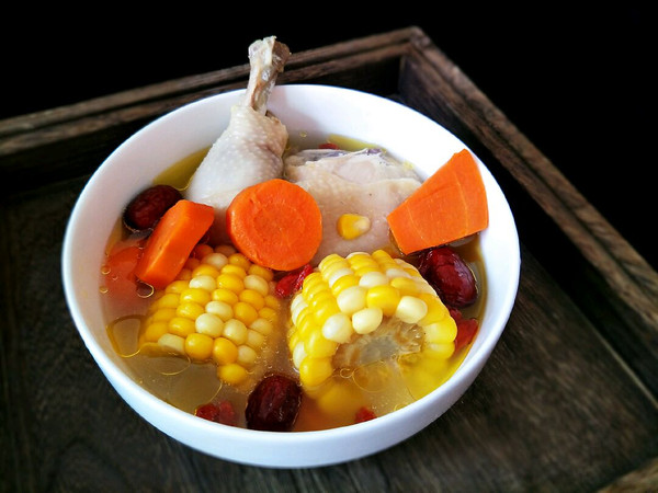 瓦罐煨纯鸡汤的做法_瓦罐煨鸡汤的做法_瓦罐煲鸡汤